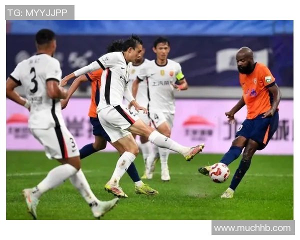 足球战术:上海足球队的包夹体系